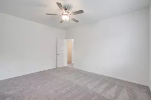14230 Aston Pne Dr, Houston, TX 77032 - Photo 9