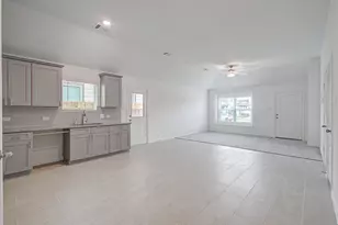 14230 Aston Pne Dr, Houston, TX 77032 - Photo 7