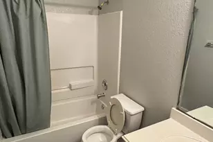 11923 Prior Park Dr, Houston, TX 77047 - Photo 19