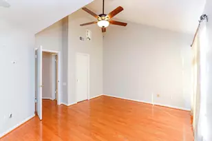 4930 Feagan St, Houston, TX 77007 - Photo 9