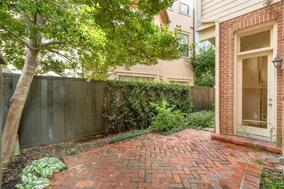 107 Wynden Trace Lane, Houston, TX 77056 - Photo 37