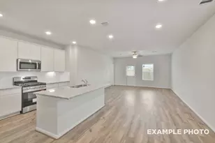 112 W Canopy Xing Cir, Conroe, TX 77301 - Photo 3