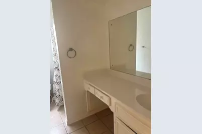 10603 Silkwood Drive, Houston, TX 77031 - Photo 9