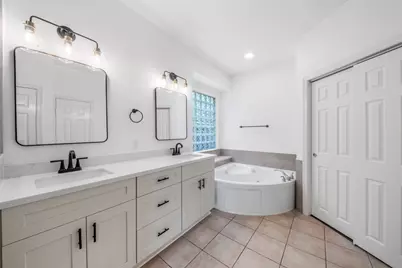 3016 Autumn Creek Drive, Friendswood, TX 77546 - Photo 17