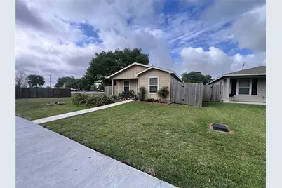 2847 Golf Crest Drive, Wharton, TX 77488 - Photo 5