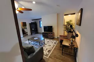 10222 Eddystone Dr, Houston, TX 77043 - Photo 11