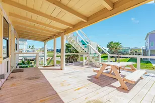 922 Seashell Dr, Surfside Beach, TX 77541 - Photo 13