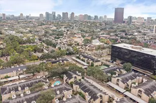 722 Bering Dr #G, Houston, TX 77057 - Photo 23