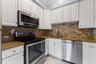 722 Bering Dr #G, Houston, TX 77057 - Photo 9