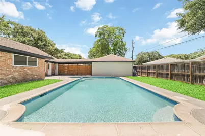 5950 Dumfries Dr, Houston, TX 77096 - Photo 27