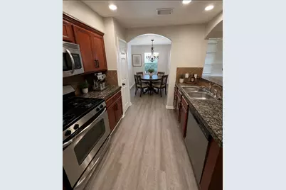 10935 Windfern Lakes Street, Houston, TX 77064 - Photo 17
