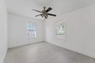 11618 Biscayne Way, Houston, TX 77076 - Photo 9