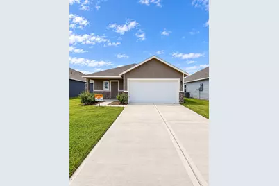 507 Oak Chase Avenue, Dayton, TX 77535 - Photo 1
