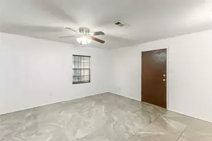 103 S Ringgold St, West Columbia, TX 77486 - Photo 7