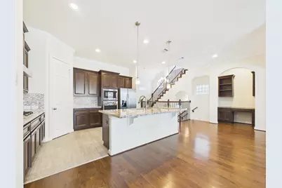 10606 Shadow Elm Court, Houston, TX 77043 - Photo 25