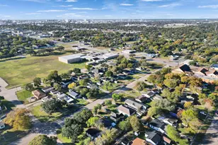 404 17th Ave N, Texas City, TX 77590 - Photo 27