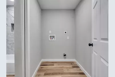 404 17th Avenue N, Texas City, TX 77590 - Photo 17