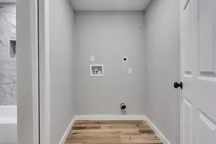 404 17th Ave N, Texas City, TX 77590 - Photo 17