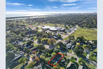 404 17th Avenue N, Texas City, TX 77590 - Photo 25