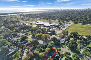 404 17th Ave N, Texas City, TX 77590 - Photo 25