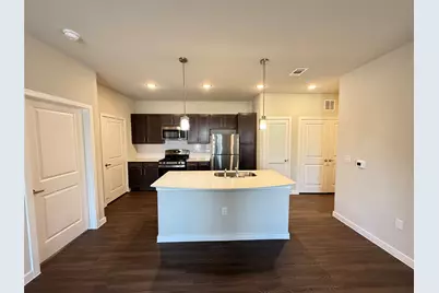 2102 Antoine Drive #B2, Houston, TX 77055 - Photo 1