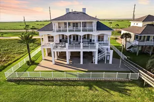 19507 Shores Dr, Galveston, TX 77554 - Photo 45