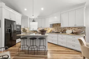 235 Floyd Ln, Round Top, TX 78954 - Photo 5