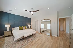 911 W 35th St, Houston, TX 77018 - Photo 25