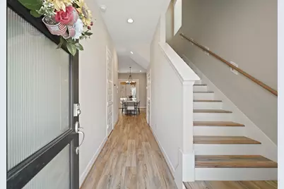 911 W 35th Street #C, Houston, TX 77018 - Photo 3