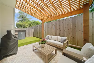 911 W 35th Street #C, Houston, TX 77018 - Photo 19