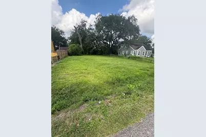 1040 Goliad Street, Beaumont, TX 77701 - Photo 1