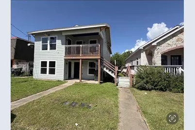1911 40th Street, Galveston, TX 77550 - Photo 1