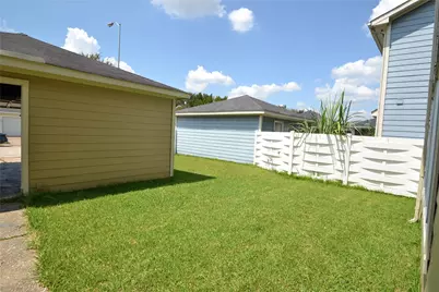 3811 E Traditions Court, Houston, TX 77082 - Photo 43
