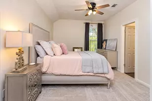 14026 Champions Hamlet Ct, Houston, TX 77069 - Photo 29