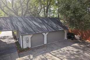 14026 Champions Hamlet Ct, Houston, TX 77069 - Photo 43