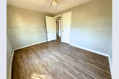 2308 32nd Avenue N, Texas City, TX 77590 - Photo 9