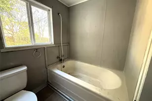 2308 32nd Ave N, Texas City, TX 77590 - Photo 11