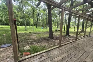 470 Trails End Dr, Cleveland, TX 77328 - Photo 13