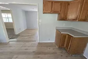 470 Trails End Dr, Cleveland, TX 77328 - Photo 7