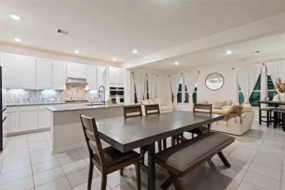 1323 Green Jay Lane, La Marque, TX 77568 - Photo 11