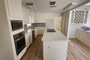 2127 Manor Green Dr, Houston, TX 77077 - Photo 23