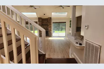 2127 Manor Green Drive, Houston, TX 77077 - Photo 5