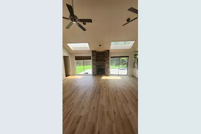 2127 Manor Green Drive, Houston, TX 77077 - Photo 11