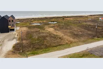 338 Atkinson Street, Crystal Beach, TX 77650 - Photo 7