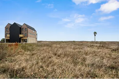 338 Atkinson Street, Crystal Beach, TX 77650 - Photo 13