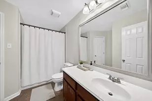 9130 Rolling Rapids Rd, Humble, TX 77346 - Photo 21