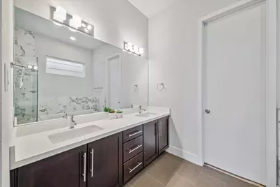 864 Wakefield Drive #E, Houston, TX 77018 - Photo 17