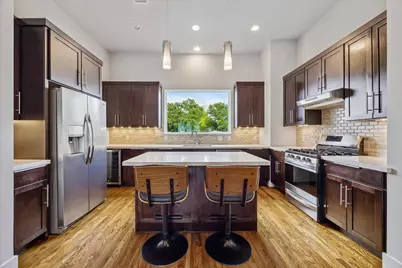 864 Wakefield Drive #E, Houston, TX 77018 - Photo 3