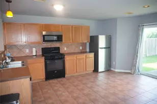2663 Skyview Grove Ct, Houston, TX 77047 - Photo 11