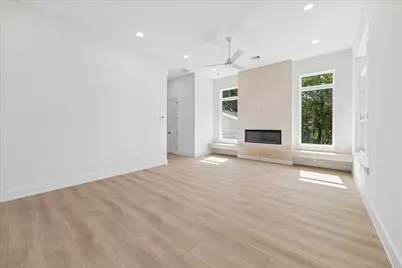 1421 E 36th Street, Houston, TX 77022 - Photo 3